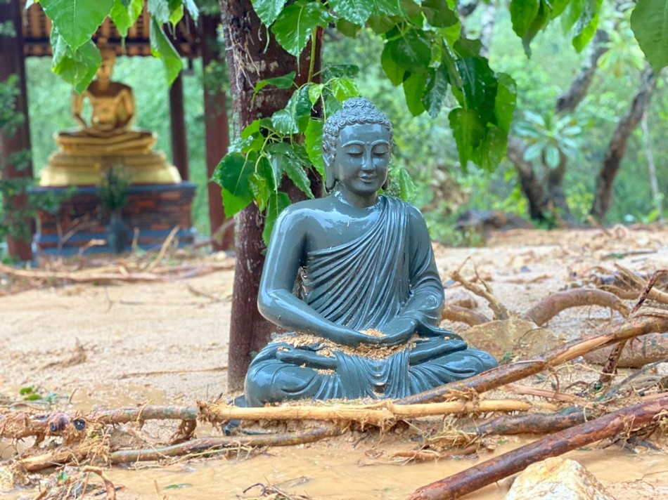 huyenKhong.jpg