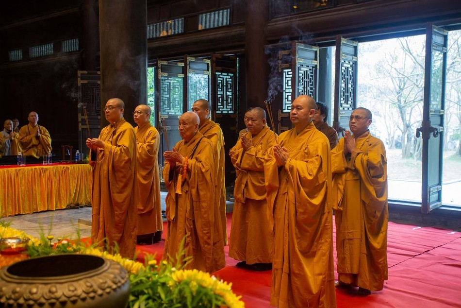 Lễ húy kỵ Quốc sư Nguyễn Minh Không ảnh 6 baidinh 5.jpg