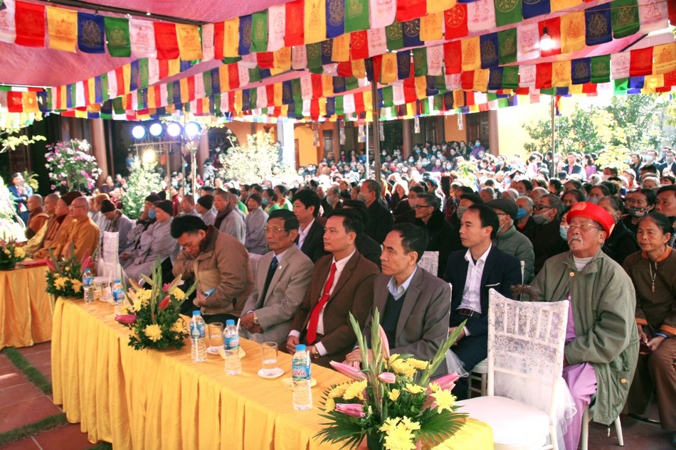 4- Đại diện các cấp chính quyền dự buổi lễ.JPG