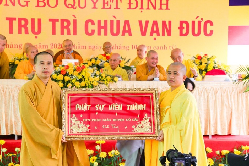 Tây Ninh: Bổ nhiệm trụ trì chùa Vạn Đức ảnh 6 VD5 .jpg