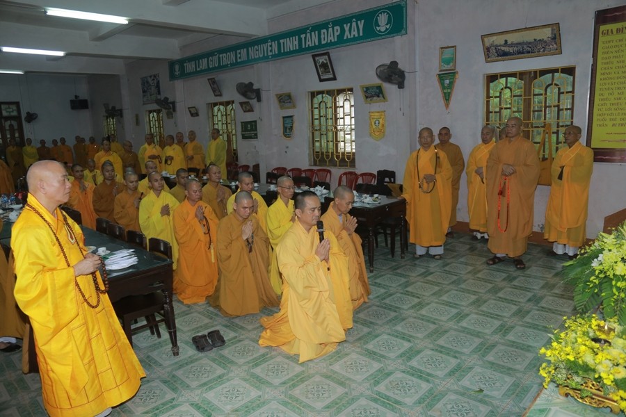 Quảng Trị: Lễ nhập kim quan TT.Thích Giác Chơn ảnh 4 2.jpg