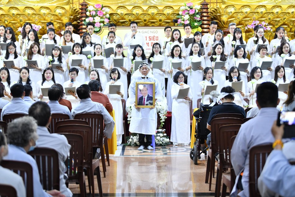 Tưởng niệm nhạc sĩ Lam Phương (1937-2020) ảnh 4 132260910_3933100216713913_8880646271742601637_o.jpg