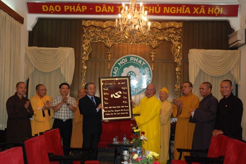 Tuyên dương công đức ông Nguyễn Thế Doanh - Trưởng ban Tôn giáo Chính phủ ảnh 3 Tuyên dương công đức ông Nguyễn Thế Doanh - Trưởng ban Tôn giáo Chính phủ ảnh 3