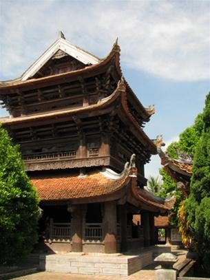 Gác chuông chùa Keo, một công trình độc đáo Gác chuông chùa Keo, một công trình độc đáo