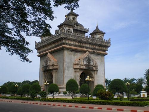Patousay (Khải Hoàn môn) Patousay (Khải Hoàn môn)